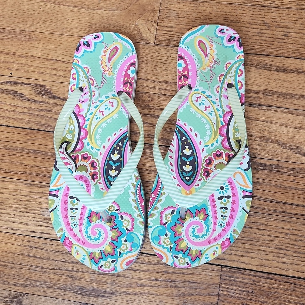 Vera Bradley Paisley Flip Flops Size  7-8